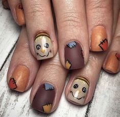 Beautiful Fingers, Fall Toe Nails, Scarecrow Makeup, Neat Nails, Thanksgiving Nail Designs, Thanksgiving Nail, Halloween Scarecrow