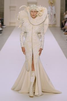 Thom Browne Fall 2024 Couture at paris Couture Week Tamara Ralph, Paris Couture Week, Todd Oldham, Paris Couture, Couture Looks, Uni Outfits, Couture Week, June 2024