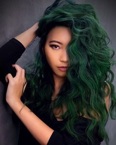 Matcha Green Hair, Dark Green Hair Color, Hair Color For Brown Hair, Guytang Mydentity, Green Hair Dye, Green Aurora