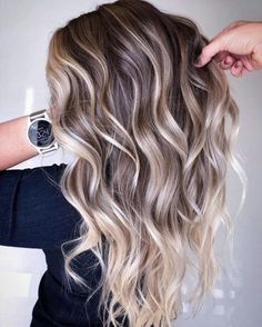 Dishwater Blonde, Icy Blonde Highlights, Blonde Balayage Highlights, Blonde Tips, Balayage Ombre, Silver Blonde, Balayage Hair Blonde, Blonde Hair With Highlights