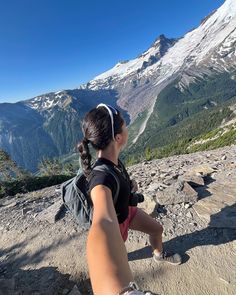 convinced this is a dream 🏔️ Adventure Girl Aesthetic, Hike Aesthetic, Nature Camping, Life Vision Board, Hiking Aesthetic, Adventure Aesthetic, Gap Year, Camping Life, Future Life