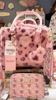 Pink Couture, Inside My Bag, Pink Lifestyle, Juicy Couture Purse, Box Package, Pink Girly Things, Luxury Purses