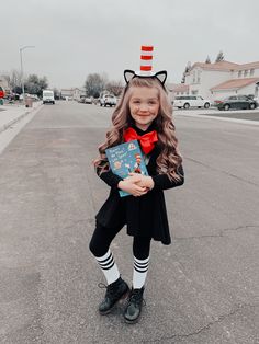 Dr Seuss Character Costumes Diy, Dr Seuss Character Costumes, Dr Seuss Diy Costumes, Dr. Seuss Costumes, Childrens Book Character Costumes, Easy Book Week Costumes, Kids Book Character Costumes, Cat In The Hat Costume, Book Week Costumes