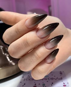 Black Ombre Nails Stilleto, Gothic Wedding Nails For Bride, Black Ombre Stiletto Nails, Nails Acrylic Spooky, Goth Nail Ideas, Goth Nails Acrylic, Goth Manicure, Witch Nails Acrylic, Grunge Nails Acrylic