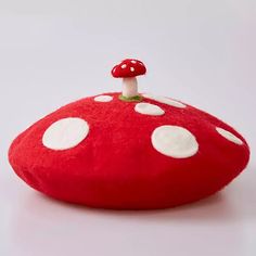 Mushroom Beret, Drama Clothes, Felt Beret, Birth Day, Red Mushroom, Fairy Clothes, Retro Accessories, Handmade Hat, Berets