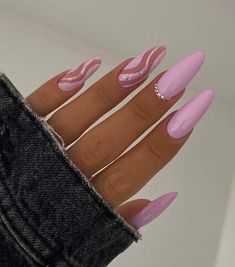 Pale Pink Nail Designs, Kylie Nails, Pale Pink Nails, Matte Pink Nails, Red Nails Glitter, Cute Pink Nails, Glitter Accent Nails, Baby Pink Nails