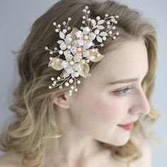 Pair of Handmade Vintage Style Gold Leaf Floral Pearl Bridal - Etsy UK Prom Hair Jewelry, Floral Bridal Comb, Romantic Bridal Hair, Flower Wedding Hair, Gold Bridal Hair Comb, Floral Hair Pieces, Gold Hair Clips, Beautiful Hair Accessories