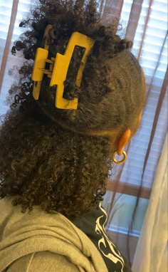 Twist Hairstyle, Short Hair Cut, Cute Natural Hairstyles, Women Short Hair, Quick Natural Hair Styles, Cute Curly Hairstyles, Girls Natural Hairstyles, Pelo Afro, Dyed Natural Hair