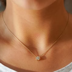 M & Co. Bezel & Prong Diamond Pendant Necklace 1 Carat Necklace, Diamond Necklace Bezel, Large Diamond Necklace, Minimal Diamond Necklace, Diamond Necklace Simple Classy, Diamon Necklace, Christmas Gifts List, Simple Diamond Necklace, Single Diamond Necklace