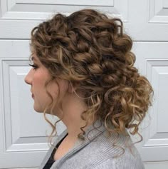 Bridal Hair Styles For Curly Hair, Up Do’s For Curly Hair, Curly Hair Loose Updo, Med Length Curly Hair Styles, Low Hairstyles Curly Hair, Hair Dos For Wedding Guest Half Up, Very Curly Hair Wedding Styles, Wedding Hair Styles Naturally Curly, Wedding Styles For Naturally Curly Hair