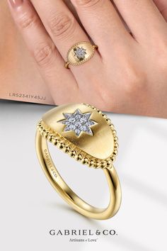 14K Yellow Gold Oval Bujukan Signet Ring with Diamond Starburst
LR52341Y45JJ Signet Ring With Diamond, Ladies Rings, Ring With Diamond, Fashion Ring, Bold Design, Jewellery Design, Bold Fashion, Playful Design, Signet Ring