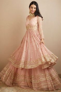 Desi Dress, Trendy Outfits Indian, Anarkali Dress Pattern, Latest Bridal Dresses, Pakistani Fancy Dresses, Beautiful Pakistani Dresses, Fancy Dresses Long