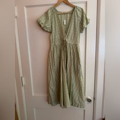 Nwt Madewell Dress. Draw String Waist; Mid Length. Madewell Dress, Madewell Dresses, Mid Length, Fashion Inspiration, Madewell, What To Wear, Lush, Colorful Dresses, Outfit Inspirations