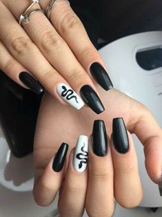 Nail Designs On One Nail, Goth Emo Acrylic Nails, Music Artist Inspired Nails, Breakup Nails, Black Nails With White Design, Nail Designs Dark Colors, Black Gel X Nails, Simple Edgy Nails, Cool Black Nails