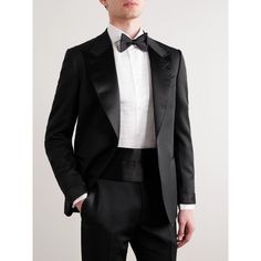 If you're attending a black-tie event, like a wedding or a gala, it's wise to finish off your tuxedo with a smart cummerbund. TOM FORD’s has been made in Italy from lustrous silk-satin and features three pleats for a classic, formal look. Black Tie Wedding Attire, Spontaneous Adventures, Mens Formalwear, Black Tie Attire, Evening Suit, Dress Code Wedding, Butterfly Bow, Black Tux