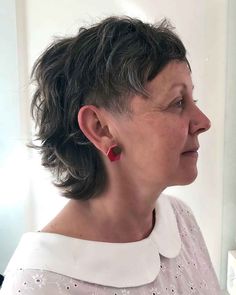 Red Mullet Hairstyle Women, Modern Womens Mullet, Pixie Mullet Undercut, Gray Mullet Hair, Growing Out A Mullet Short Hair, Pixie Mullet Hairstyles, Mullet Over 50, Jaw Length Shag, Short Mullet Round Face