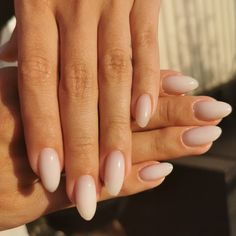 Wedding Nails Milky White, White Almond Nails With Design Classy, Milk White Acrylic Nails, Milk Nails Design, Milk White Nails Design, Milky White Nails Acrylic, Milk White Nails, Winter White Nails, Milk Bath Nails