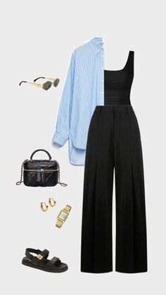 Dieses Outfit kombiniert ein klassisches, hellblau gestreiftes Hemd mit einer schwarzen, ärmellosen Bluse und einer eleganten schwarzen, weiten Hose. Abgerundet wird der Look mit stilvollen Accessoires: einer schwarzen, gesteppten Handtasche mit Kettenriemen, goldenen Ohrringen, einer eleganten goldenen Uhr, trendigen Sonnenbrillen und bequemen, schwarzen Sandalen. Diese sorgfältig ausgewählten Stücke verleihen dem Look eine raffinierte und moderne Note, die perfekt für sommerliche Ausflüge oder legere Geschäftstreffen ist. #SommerMode #EleganteOutfits #FrauenMode #StilvollUndBequem #Modetrends #OutfitInspiration #SommerLook #Fashionista #Trendsetter #ChicAndComfy Summer Office Outfits, Summer Office, Uni Outfits, Classy Fashion, Causual Outfits