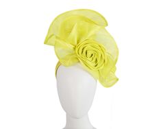 This beautiful fluro yellow fashion cocktail hat from famous Fillies Collection is hand made from luxurious silk abaca fabric and is mounted on the band for comfortable wearing. It will look beautiful on you at the Melbourne Cup, Ascot, cocktail party, even in a church. Please allow up to a week for creation of the hat.  Made in Australia  Real abaca fabric  Unique design by Fillies Collection Ascot Outfits, Yellow Fascinator, Spring Racing, Melbourne Cup, Cocktail Hat, Yellow Silk, Yellow Fashion, Fascinator, Cocktail Party