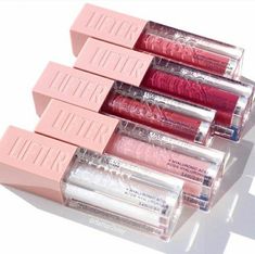 Get ready to pucker up and take your lip game to the next level with the Maybelline Lifter Gloss! Shop nowww @Thebeautyspotofficial <3 Maybelline Lifter Gloss, Maybelline Lifter, Lifter Gloss, Maybelline Lip, Makeup List, Lip Gloss Collection, Hydrating Lip Gloss, Fancy Makeup, Makeup Needs