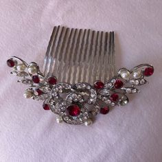 Beautiful Hand Made Crystal Hair Comb Purchased On Etsy. Clear And Ruby Colored Swarovski Crystals. I Purchased It For My Wedding But Wore A Tiara Instead. 1988 Outfits, 1900 Jewelry, Jeweled Hair Comb, Red Hair Pieces, Bridal Headpiece Vintage, Sparkly Hair Accessories, Swarovski Tiara, Rose Gold Lace, Black Hair Clips