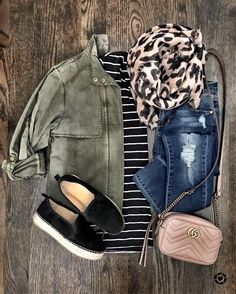 Instagram + Weekend Sales Roundup | MrsCasual Vestiti In Jeans, Leopard Scarf, Fun Clothes, Boating Outfit, Clothes Style