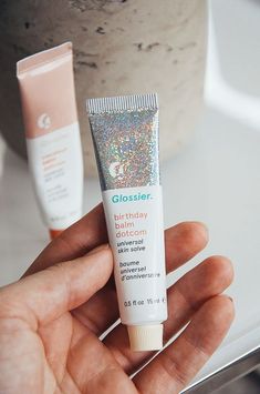 Glossier Products, Boy Brow, Natural Hair Mask, How To Grow Eyebrows, Boost Hair Growth, Baking Soda Uses, Get Rid Of Blackheads, Makes You Beautiful