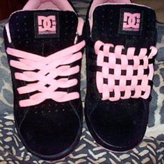 Black Dc Shoes, Etnies Shoes, Shoe Lacing, Dvs Shoes, Black Combination, Black Combat Boots