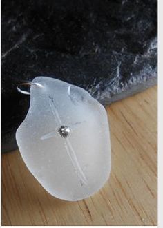 Beach Glass Jewelry, Diy Jewelry Tutorials, White Sea Glass, Simple Cross, Beachglass Jewelry