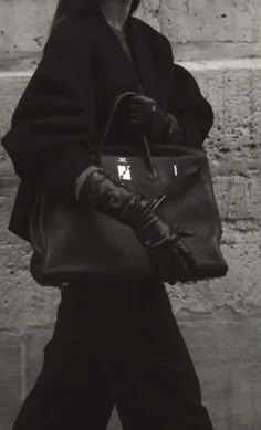 #blackfit Paris Mode, 가을 패션, Elegant Outfit, Hermes Birkin, Fashion Killa, Look Fashion, Old Money, Classy Outfits, Fashion Inspo Outfits