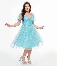 This sweet Princess Cinderella style dress, in collaboration with Disney, is crafted in beautiful light blue sequins throughout. The sweetheart neckline comes with a darling ruffle trim. Complete with a back zipper and elastic cuffs and shoulders. Funky Formal, Disney Princess Collection, Skirt Outfits Summer, Cinderella Dress, Indie Dresses, Unique Vintage Dresses, Casual Summer Outfits For Women, Disney Princess Cinderella, Mesh Short