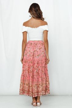 Length from waist to hem of size S: 96cm.Pink print midi skirt.Non-lined.Cold hand wash only.Model is a standard XS and is wearing size XS.True to size.Lightweight, non-stretchy woven fabric.Stretchy waistband.Adjustable ruched drawstring.Print placement may vary.Rayon. Babe, say hello to a holiday in the tropics in the Had Me At Aloha Midi Skirt! This breezy skirt makes the perfect summer holiday edit with its floaty ruffled silhouette and Byzantine floral motifs throughout. We admit, we're obsessed with the adjustable ruched drawstring to the front. We're teaming ours with a cute white crop top and tan sandals. Crop Top Blanco, Mary Quite Contrary, Crop Top Blanc, Queen Anne Neckline, Floral Print Maxi Skirt, Summer Party Outfit, Maxi Rok, Tan Sandals, Printed Maxi Skirts