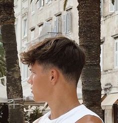 Low Fade Long Hair, Taper Fade Short Hair, Fade Haircut Curly Hair, Haircut Selfie, Photo Hijab, Mens Hairstyles Fade, Low Fade Haircut