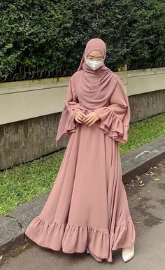 Islamic Fashion Dresses, Hijabista Fashion, Abaya Design, Moslem Fashion, Muslim Fashion Hijab Outfits, Muslim Women Fashion