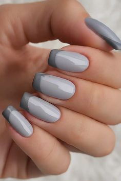 22 Beautiful Gray Fall Nail Ideas You'll Absolutely Love Smoky Gray Nails, Gray Tip Nails, Grey Manicure Ideas, Dark Gray Nail Ideas, Gray Dip Nails, Gray French Tip Nails, Gray Nails With Design, Grey Fall Nails, Gray Nails Ideas