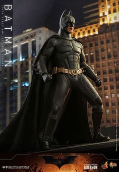 The highly-detailed DC figure is skillfully crafted based on the screen appearance of Batman in the movie, featuring a head sculpt of Christian Bale as Bruce Wayne with amazing likeness; a masked head sculpt with 3 interchangeable lower faces of different expressions; newly developed specialized body; finely tailored Batsuit and cape attached; detail recreations of Batman’s signature gadgets and weapons including Batarangs, a bomb, climbing harness, balaclava, communicator and a figure base. Batman Begins Movie, Iron Batman, Batman Collectibles, Batman Mask, Batman Batmobile, Dark Knight Returns, The Dark Knight Trilogy, Batman Action Figures, Batman Figures