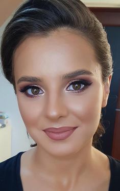 Bridal Makeup For Brunettes, Rose Gold Eye Makeup, Nice Makeup, Party Make-up, Gold Eye Makeup, Brunette Makeup, Bridal Makeup Natural, Wedding Day Makeup