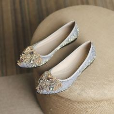 Category:Flats; Upper Materials:Satin; Embellishment:Rhinestone,Flower; Season:Summer; Heel Type:Flat Heel; Gender:Women's; Type:Wedding Flats,Bridesmaid Shoes; Style:Comfort,Elegant; Heel Height(inch):<1; Outsole Materials:Rubber,TPR (Thermoplastic Rubber); Occasion:Daily,Wedding; Closure Type:Loafer; Pattern:Solid Color; Listing Date:12/14/2022; 2024 Trends:Dress Shoes,Sparkling Shoes,Bling Bling,Ladies Shoes Valentines Gifts; Foot Length:; Foot Width:; SizeChart1_ID:2:179956; Size chart date Bridesmaid Shoes Flat, Floral Flat Shoes, Crystal Wedding Shoes, Sparkle Flats, Bling Dress, Fancy Flats, Floral Flats, Sparkle Shoes, Rhinestone Flats