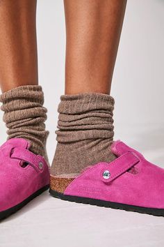 Boston Shearling Birkenstock | Free People Hot Pink Birkenstocks, Boston Shearling Birkenstock, Shearling Birkenstock, Pink Birkenstocks, Boston Shearling, Birkenstock Boston Shearling, Boston Outfits, Birkenstock Pink, Emma Style