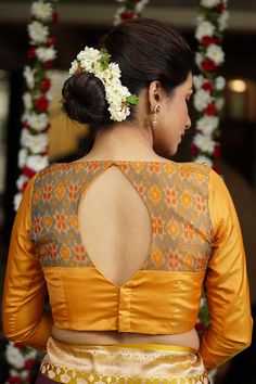 All Blouses Border Sarees Blouse Designs, Ikkat Blouse Designs Latest, Simple Neck Patterns For Blouse, Blouse Back Model, Pinterest Blouse Designs, Blouse Back High Neck Designs, Cotton Silk Blouse Design, High Neck Collar Blouse Designs For Saree, Boatneck Blouse Design