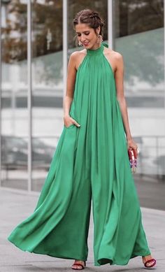 Couture Mode, Bohemian Rhapsody, Jumpsuit Fashion, Mode Inspiration, Fashion Sewing, Beach Dress, African Fashion, Chic Outfits