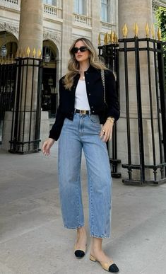 Barrel Jeans Fall Outfit, Barrel Jeans Outfit, Bussines Casual Woman, Zara Looks, Capsule Wardrobe Women, Job Clothes, Outfits Con Jeans, Looks Jeans, Look Jean