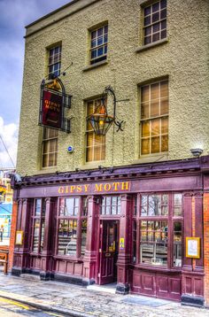 Gipsy Moth Pub, Greenwich, London Pub Names, Coffee Lounge, Uk Pub, London Cafe, Greenwich London, Modern Cafe, British Pub, Old Pub