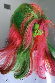 Half Up Claw Clip Watermelon Hair Watermelon Hairstyle, Half Up Claw Clip, Watermelon Hair, High Hair, Hair Color Pink, Rich Green, Claw Clips, Green And Pink, Fun Summer