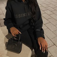 Outfit Essentials, Essentials Hoodie, Tracksuit Outfit, Streetwear Mode, Hoodie Outfit, Clothing Essentials, Cute Simple Outfits