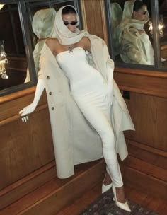 Rok Midi, Sandal Tali, Dolce E Gabbana, Looks Style, Fit Inspo, Bella Hadid, Winter Outfit, All White, Fashion Killa