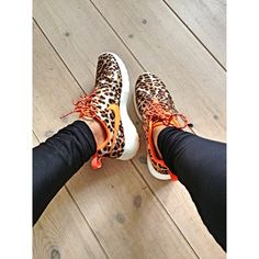 In Love ! Cheetah Print Nikes . I want cheetah print shoes so bad ! Nike Free Runners, Fitness Style, Nike Free Run, Nike Basketball Shoes, Nike Free Runs, Free Shoes, Nike Shoes Outlet