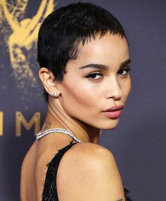 15 Short Haircuts for Women Over 40 That Will Always Be in Style Pixie For Oval Face Shape, Pixie For Oval Face, Short African Hairstyles, Cropped Pixie, Natural Eyeshadow Looks, Oval Face Shape, Oval Face Haircuts, Girls Short Haircuts, Short Haircut Styles