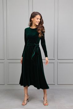 Dark Green Velvet Dress, Emerald Green Velvet Dress, Long Sleeve Elegant Dresses, Velvet Formal Dress, Dark Green Bridesmaid Dress, Evening Midi Dress, Velvet Bridesmaid Dresses, Dark Green Dress, Green Velvet Dress