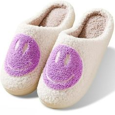 Introducing the BERANMEY Cute Smile Face Slippers for Women, the ultimate combination of comfort, style, and happiness. Pamper your feet with these perfect soft plush slip-ons that are designed to bring warmth and joy to your indoor relaxation time. These beautifully crafted smile face slippers are equally suited for women and men, offering a unisex design that caters to a wide range of sizes. Crafted with the finest materials, these slippers feature an irresistibly soft plush fabric that envelo Smile Face Slippers, Smile Slippers, Happy Face Slippers, Birthday Basket, Cute Slippers, Cute Smile, Slippers For Women, Fuzzy Slippers, Plush Fabric